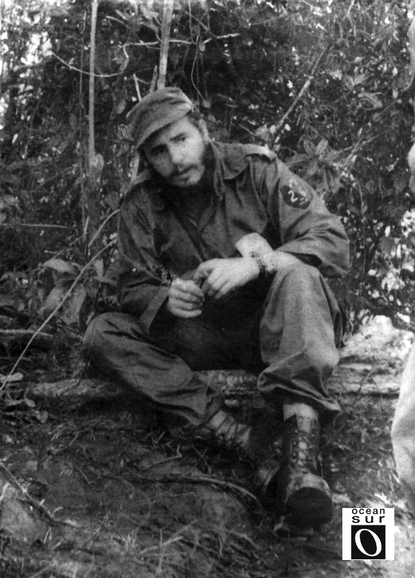 Fidel y sus botas de eterno guerrillero.
